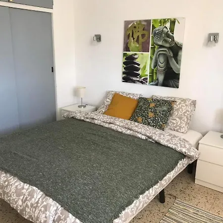 Two Bedroom With Sea Views Apartment *
